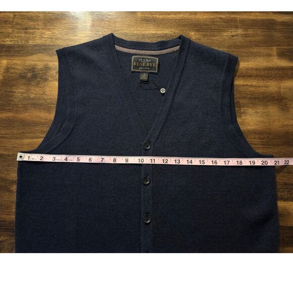 Jos A Bank Reserve Men’s Medium Sweater Vest Merino Wool Blend Knit Button Front - Picture 4 of 5